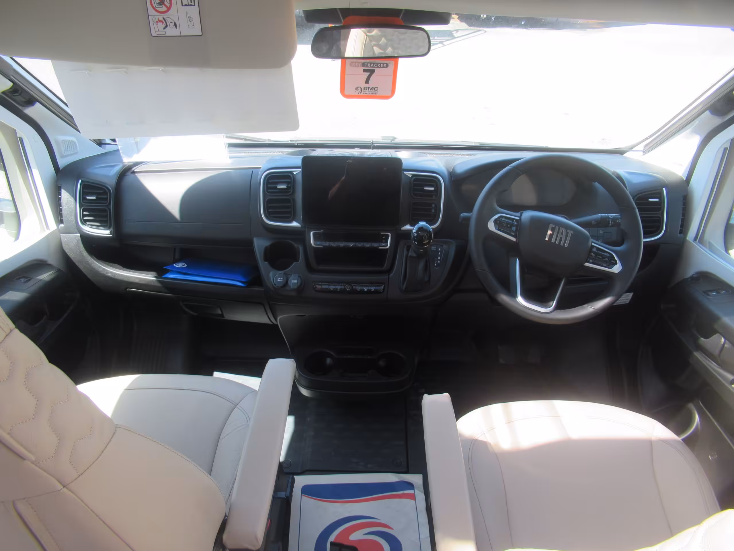 Adria Coral Supreme 670 DL AR G 20