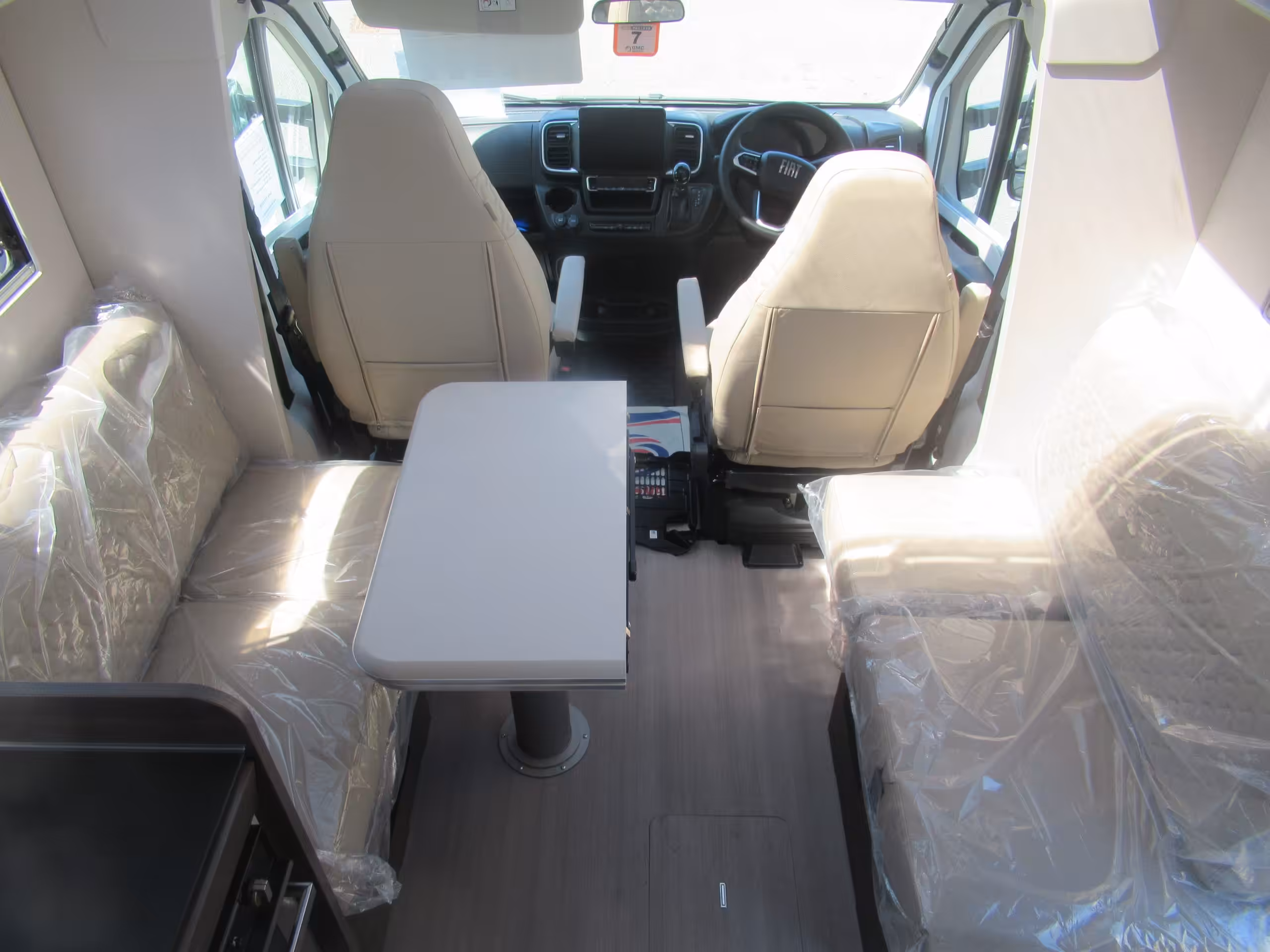 Adria Coral Supreme 670 DL AR G 26