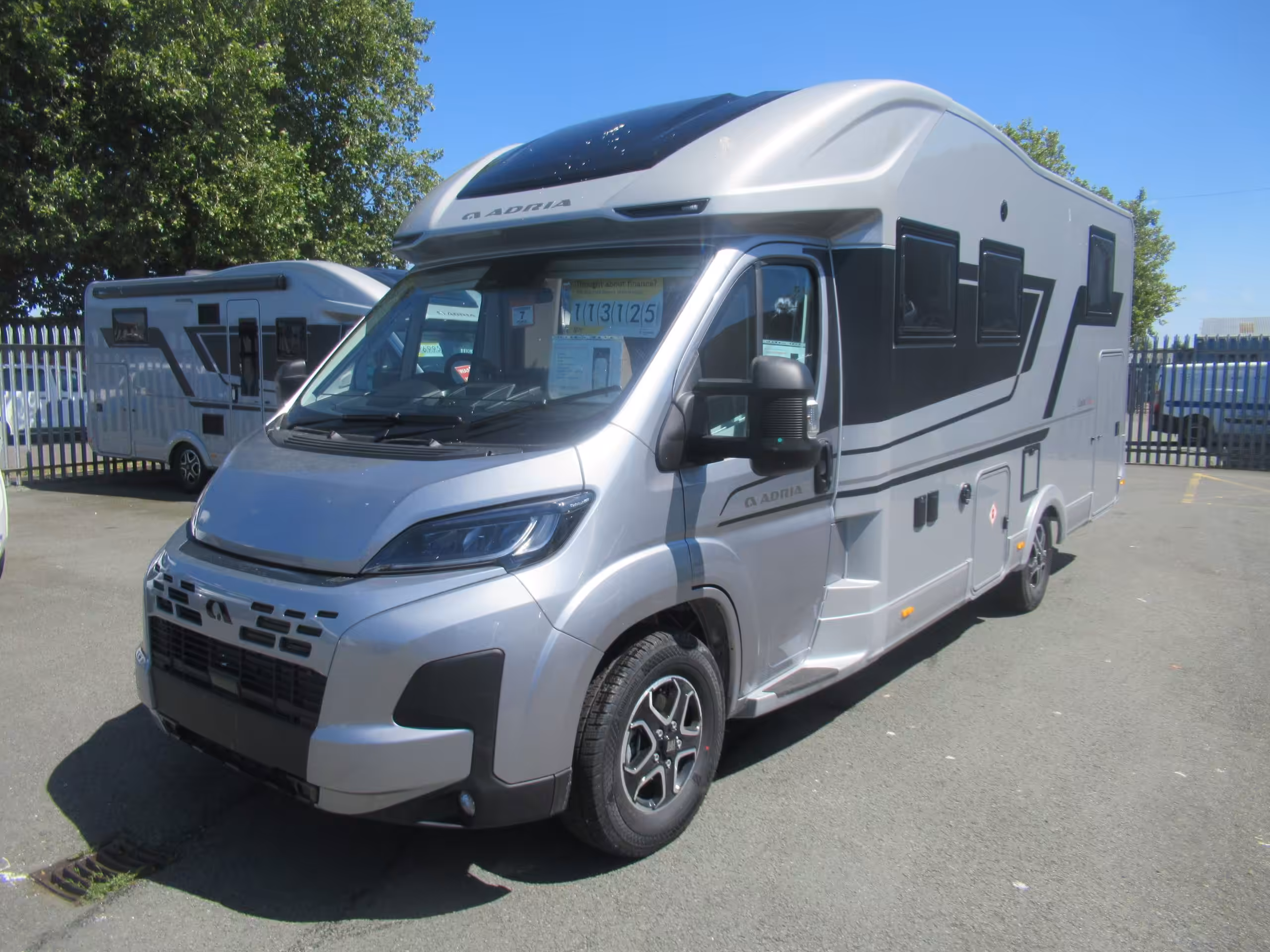 Adria Coral Supreme 670 DL AR G 3