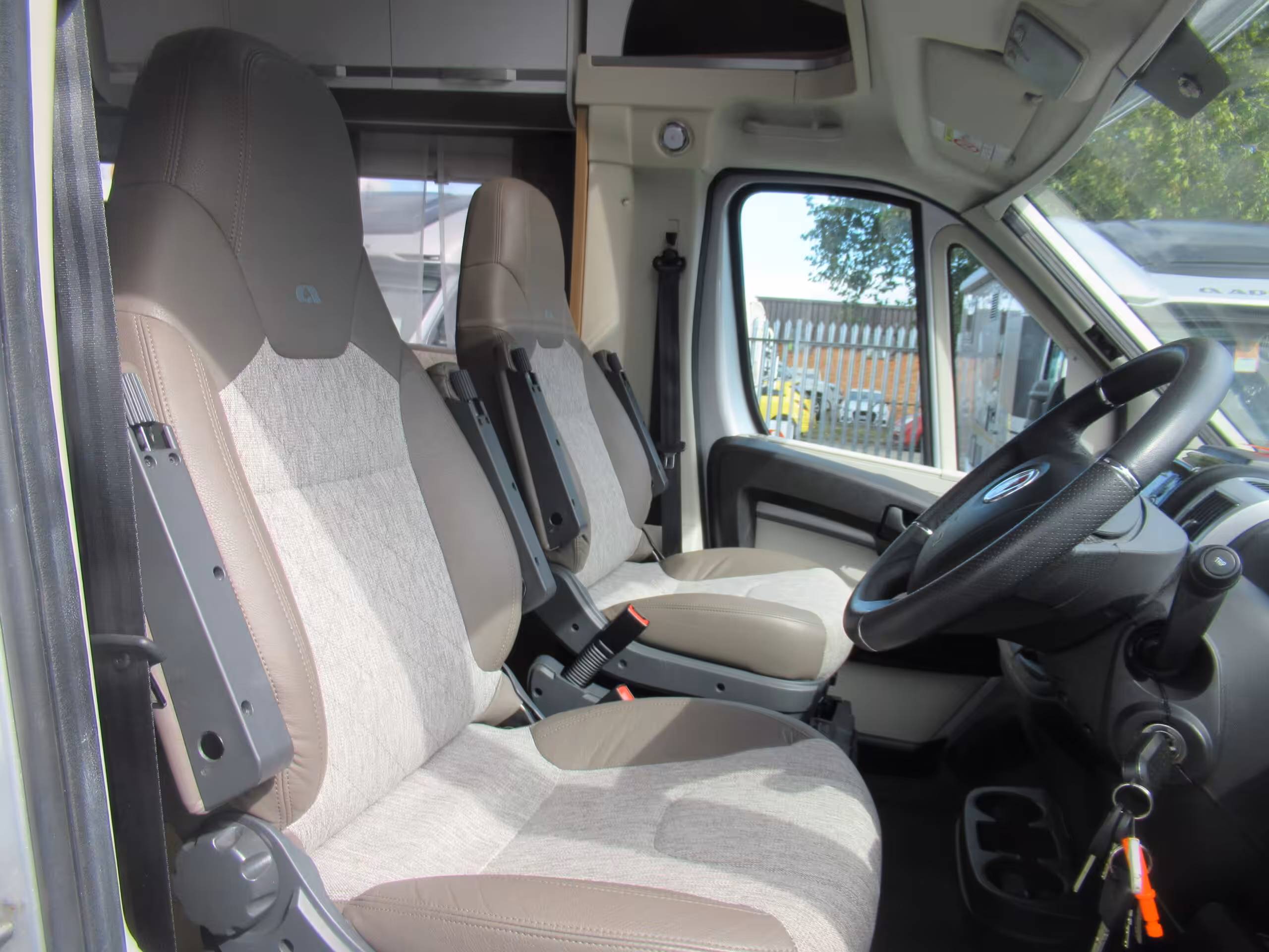 Adria Matrix 670 Supreme 13