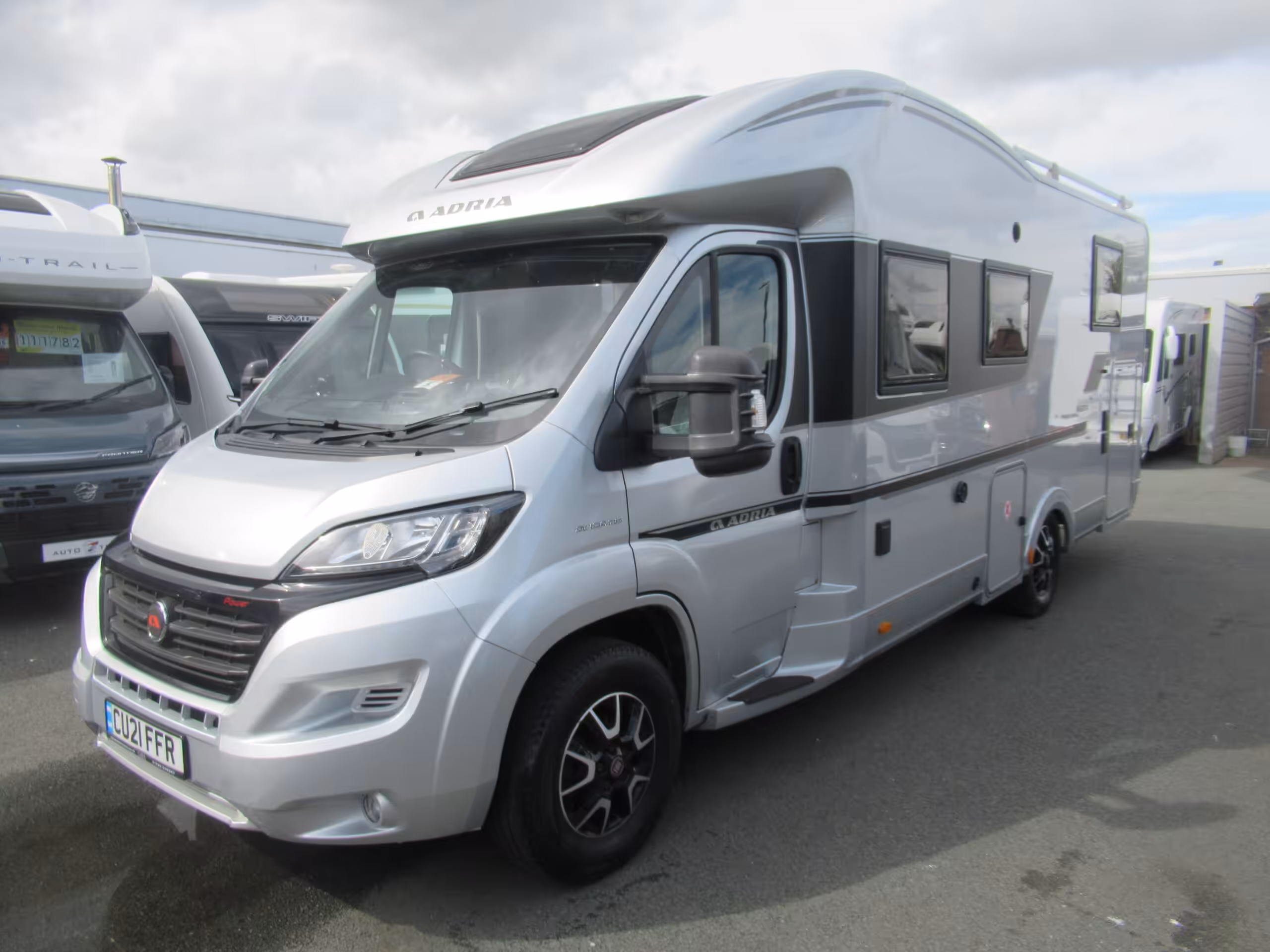 Adria Matrix 670 Supreme 3
