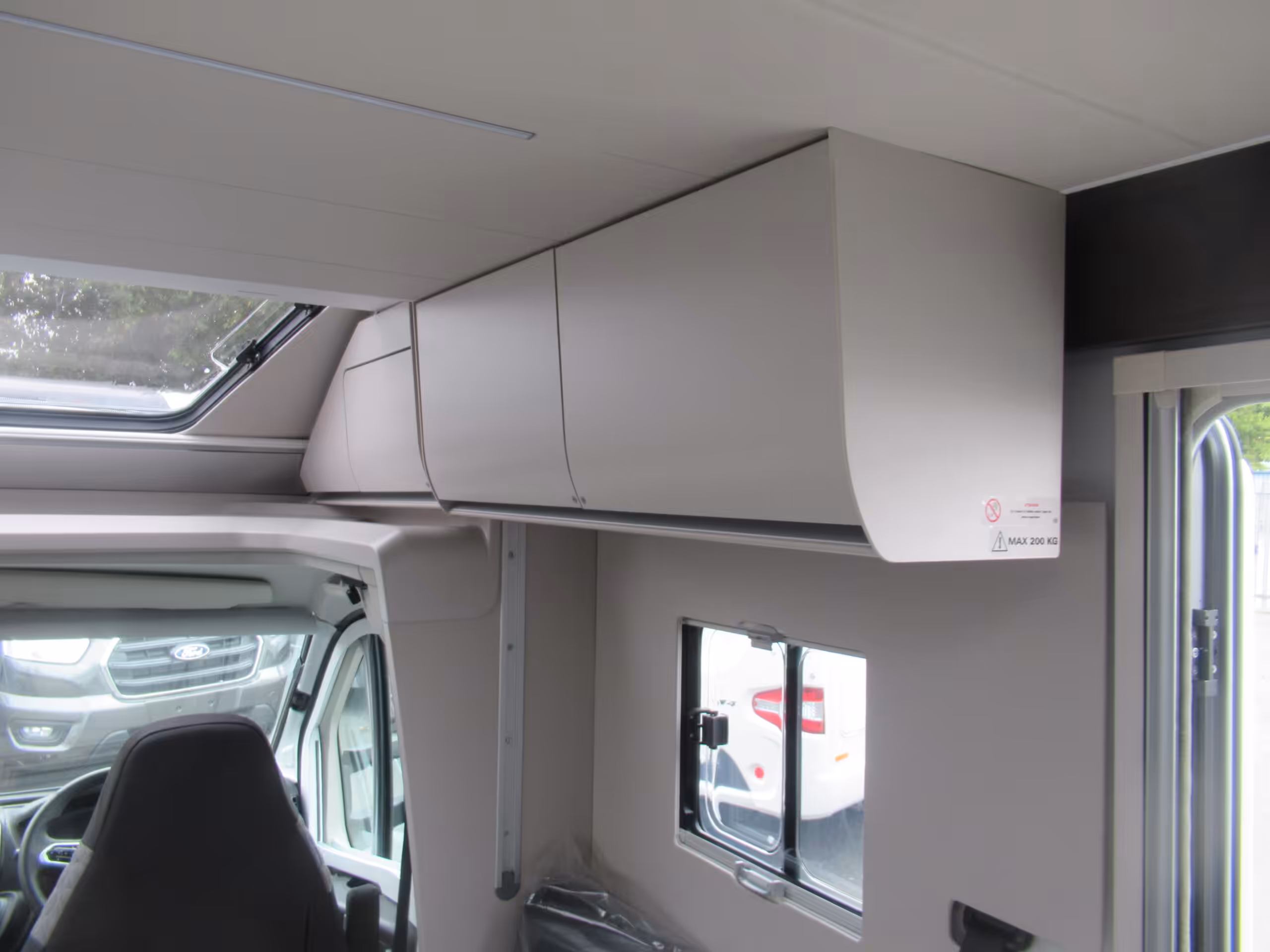 Adria Matrix Supreme 670 DL G 18