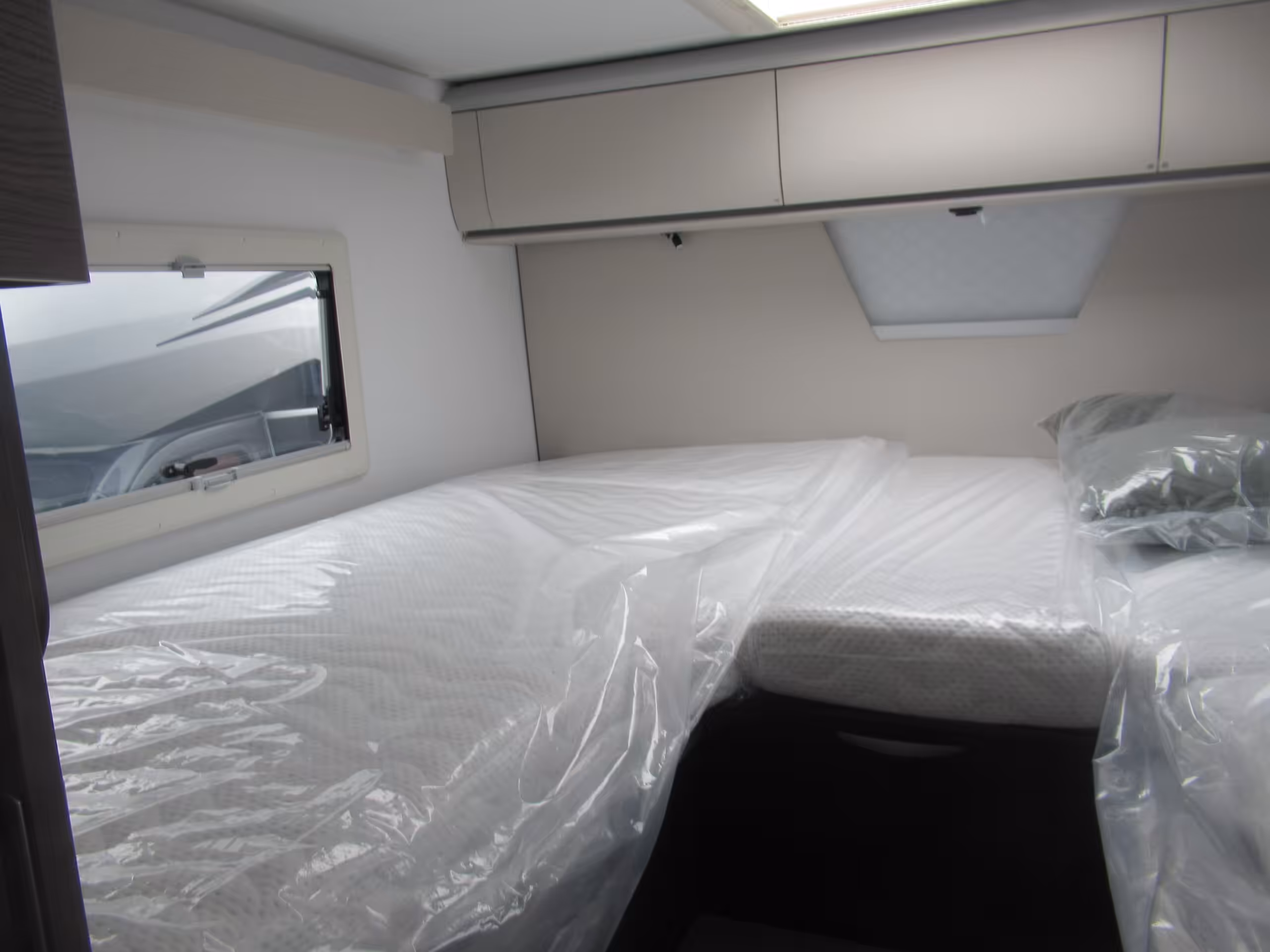 Adria Matrix Supreme 670 DL G 30