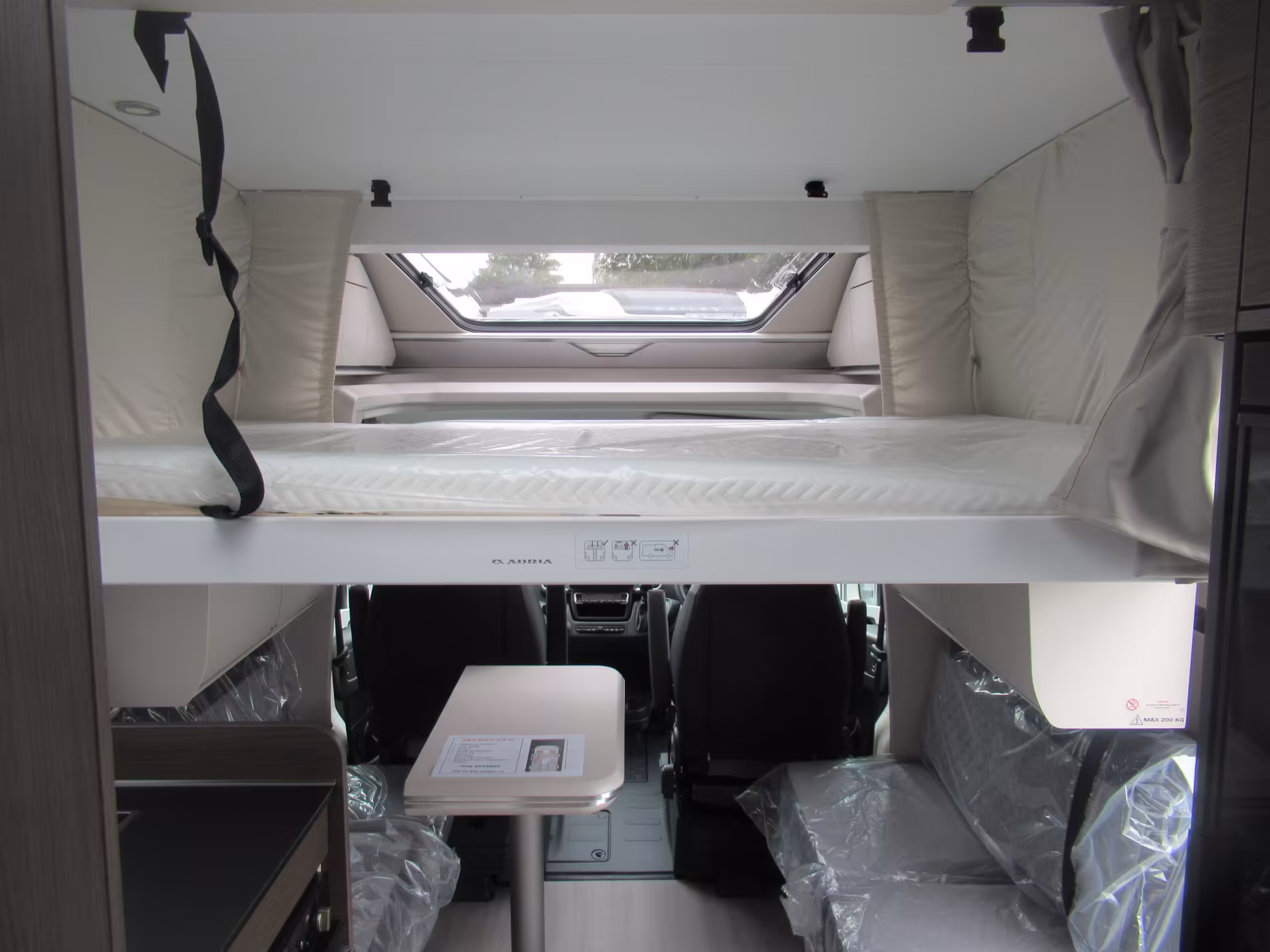Adria Matrix Supreme 670 DL G 41