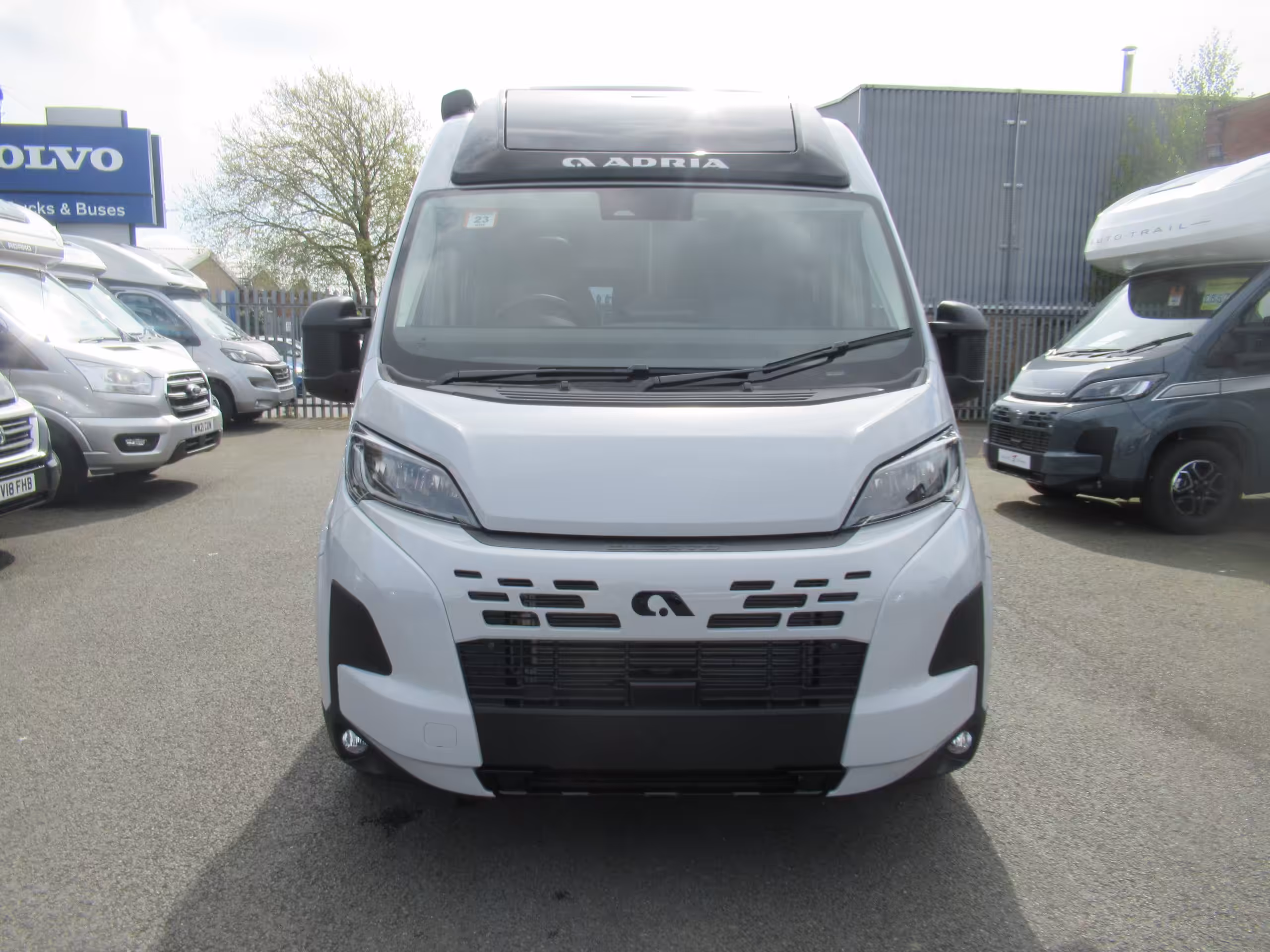 Adria Twin Supreme 640 SGX EX Grey 2