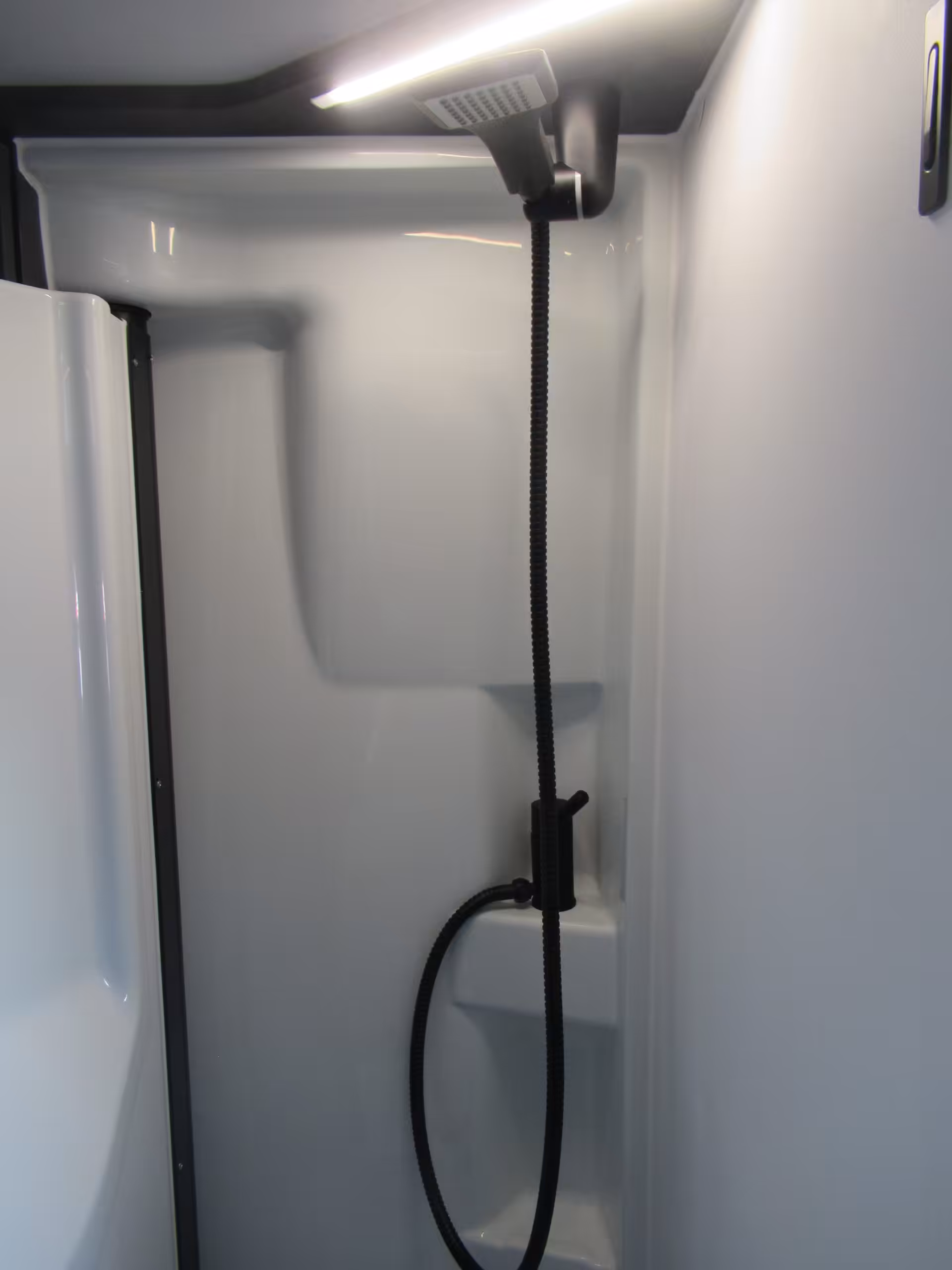 Adria Twin Supreme 640 SGX EX Grey 24
