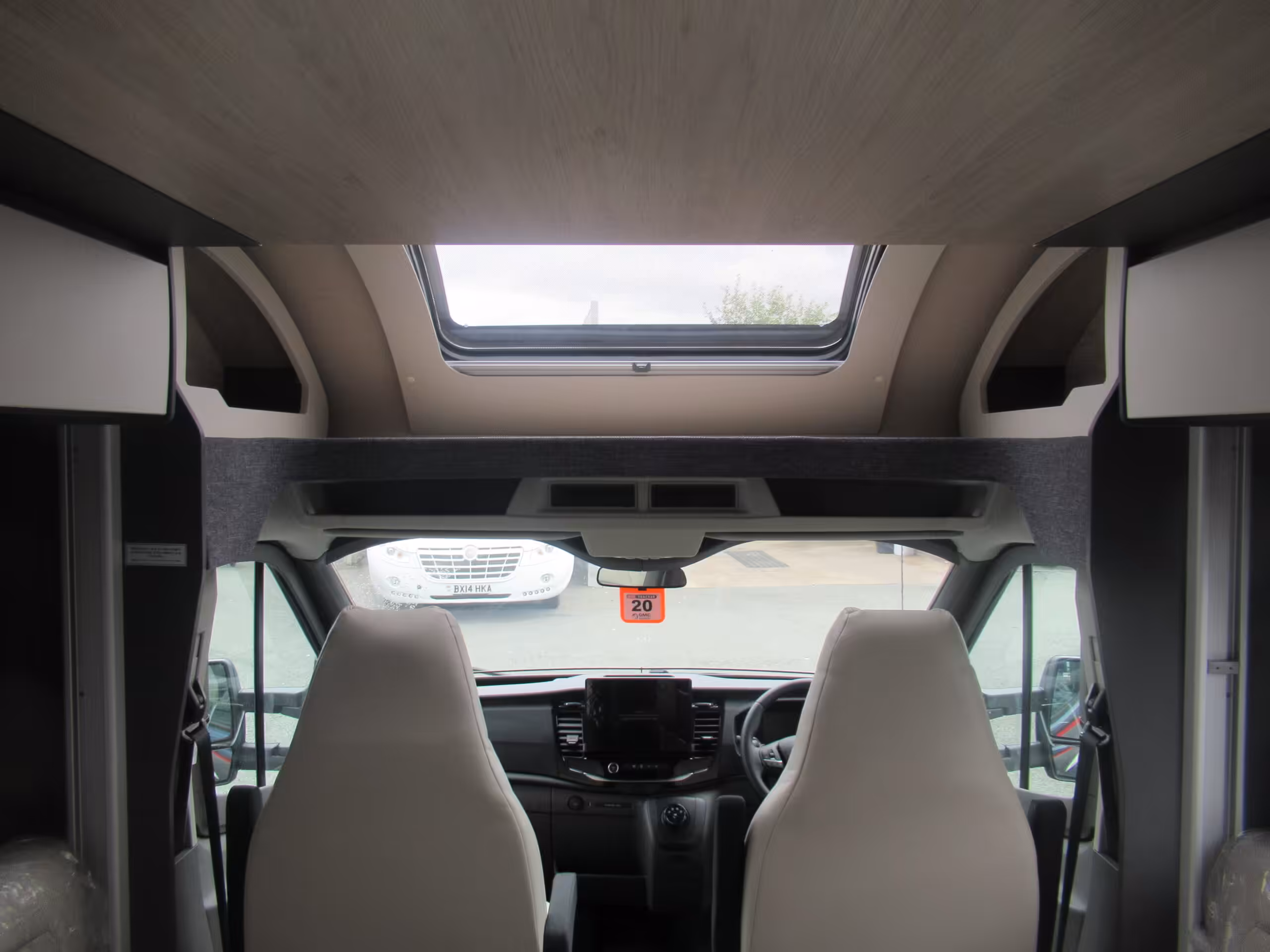 Auto Trail F Line F60 2026 15