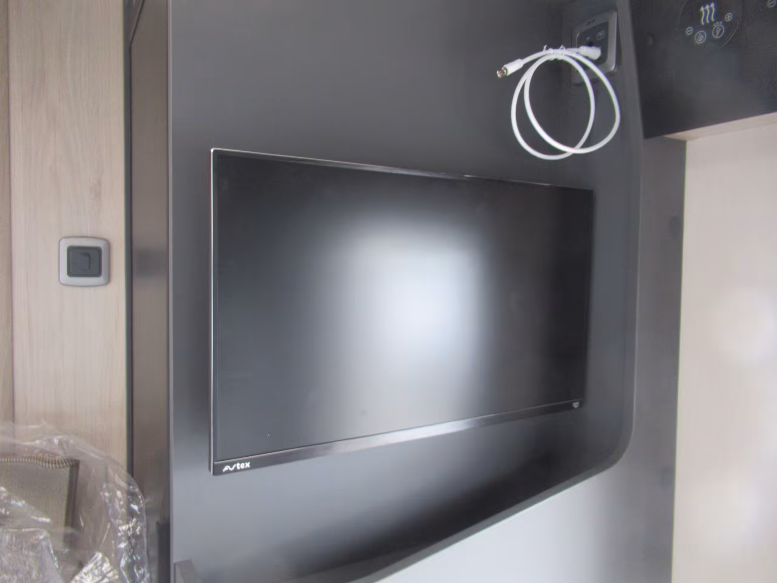 Auto Trail F Line F60 2026 23