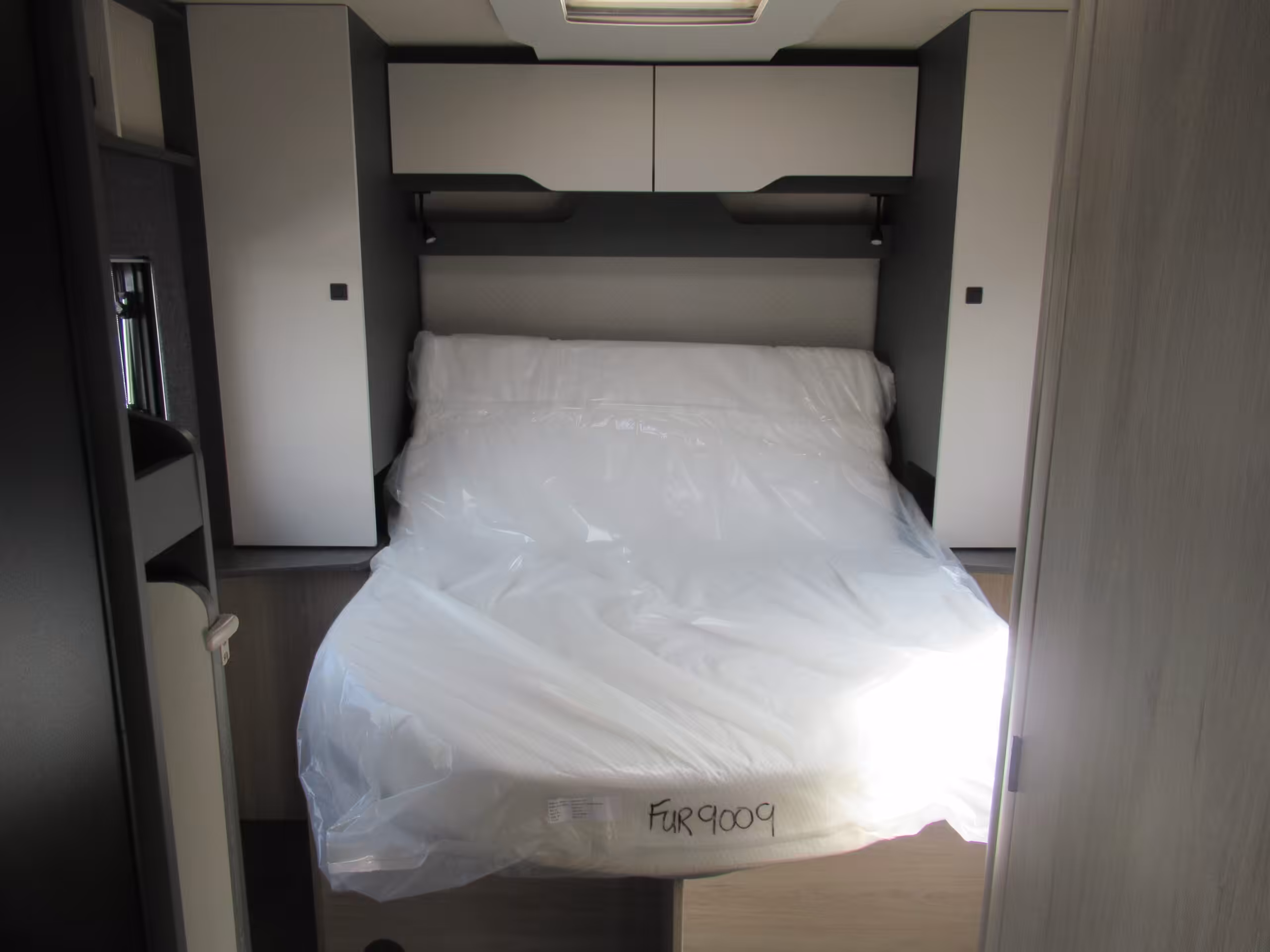 Auto Trail F Line F74 33