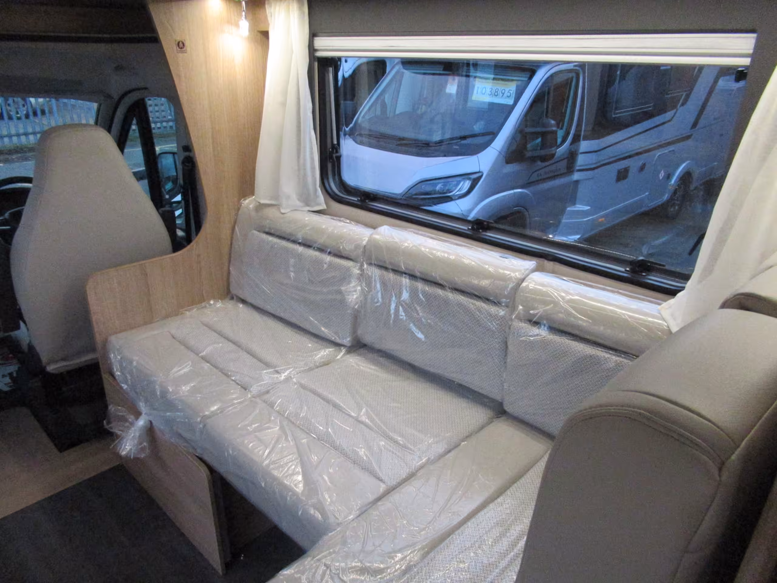 Auto Trail Imala 736 25