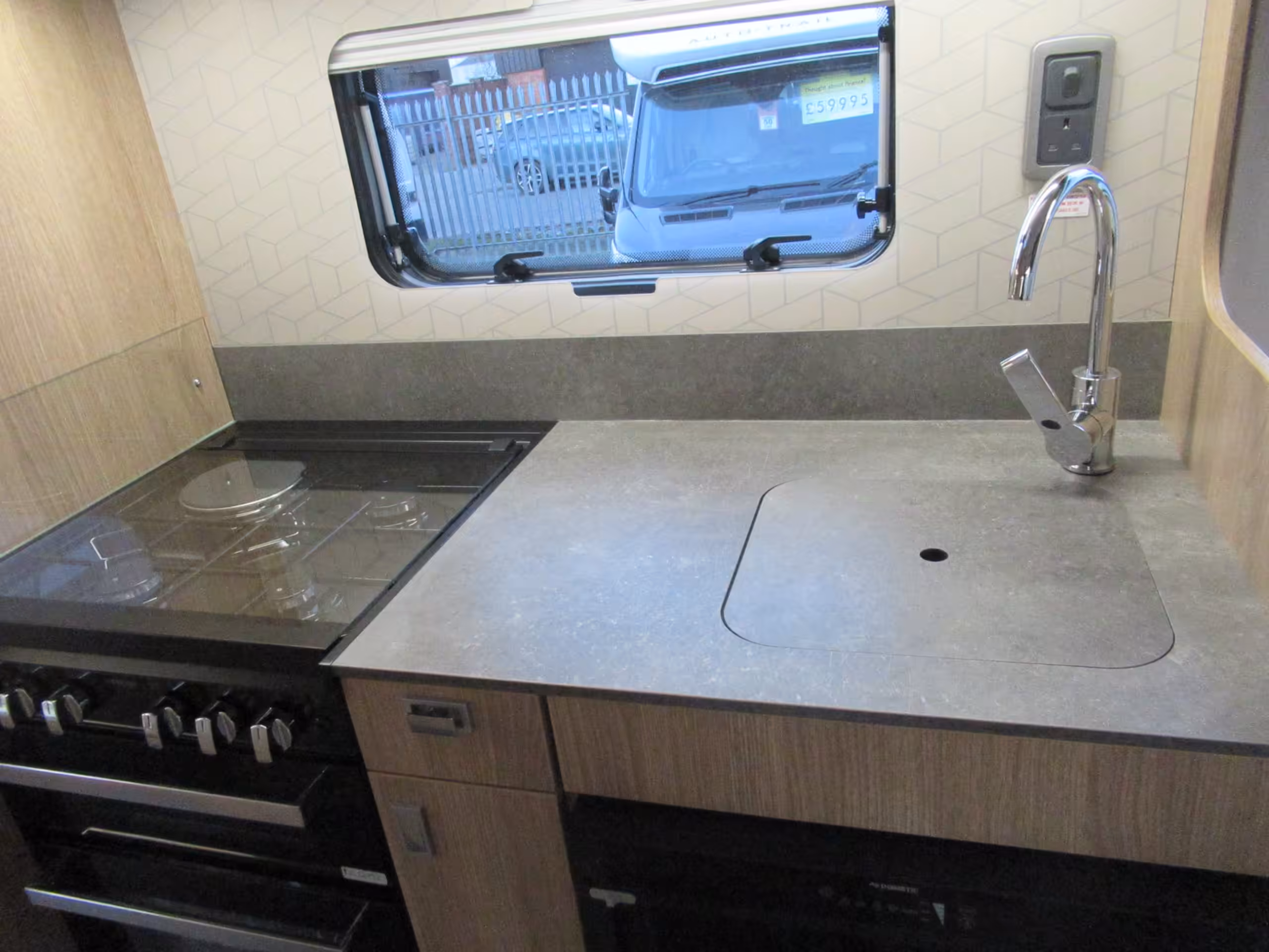 Auto Trail Imala 736 33