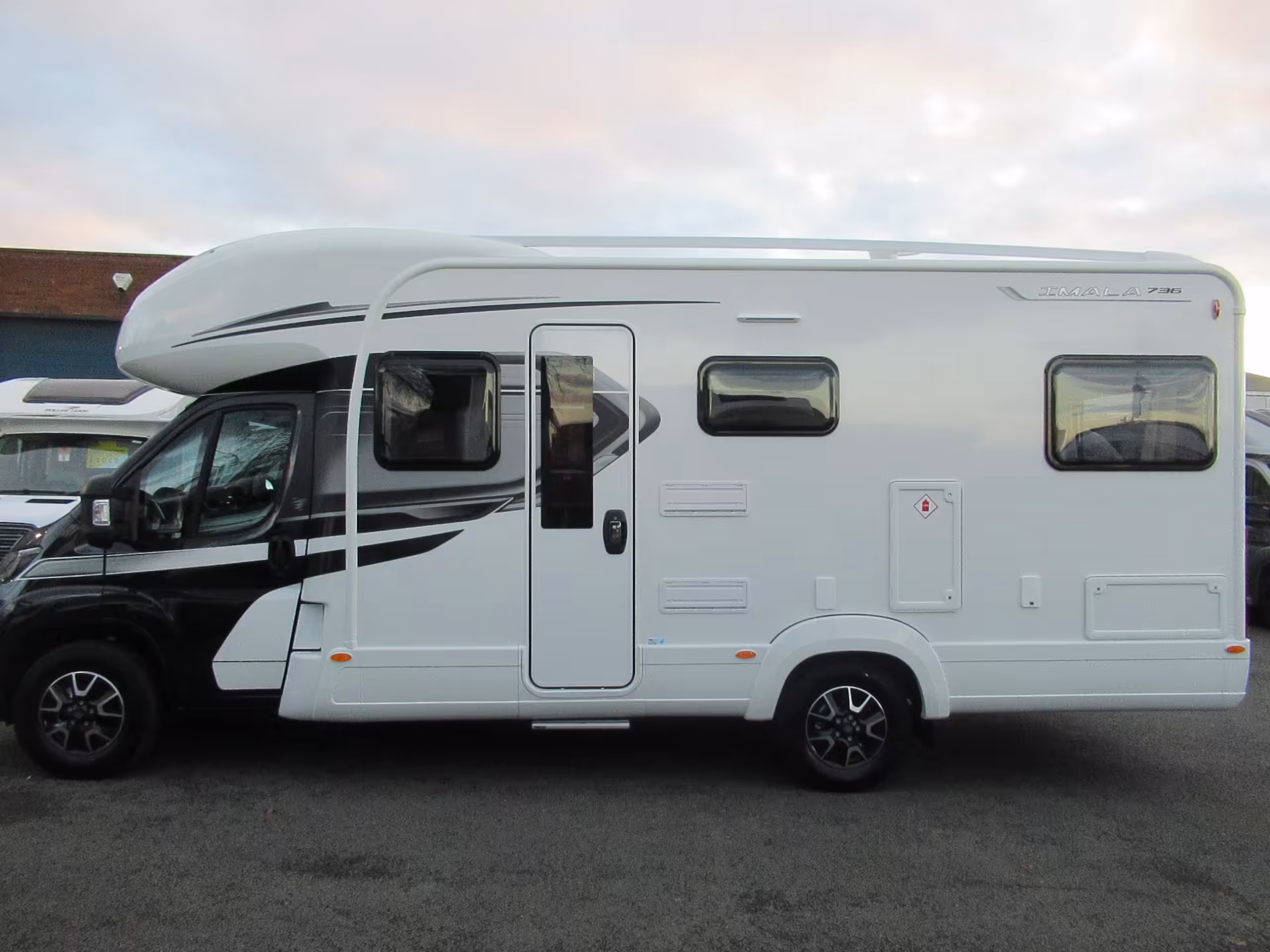 Auto Trail Imala 736 4