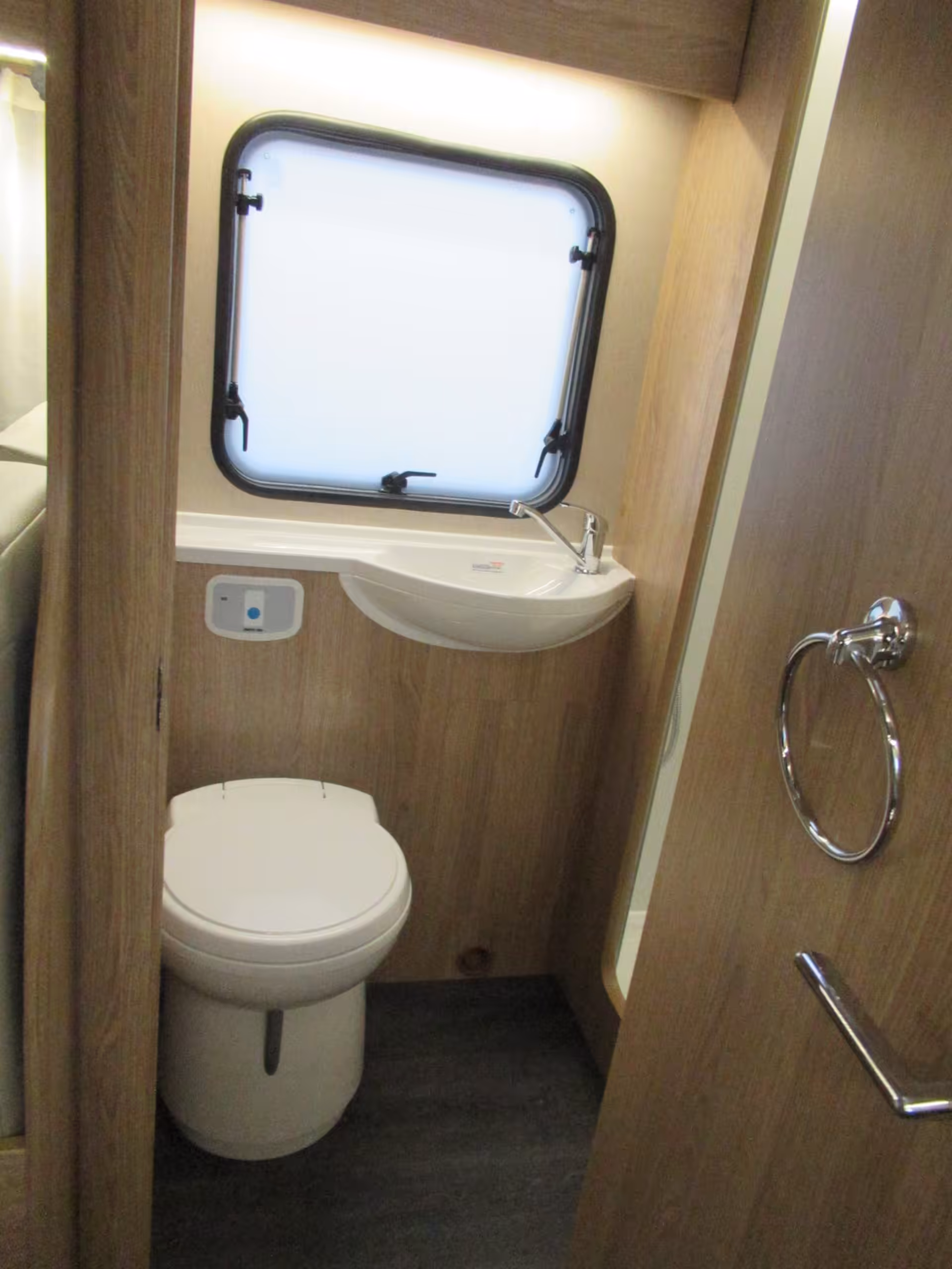 Auto Trail Imala 736 40