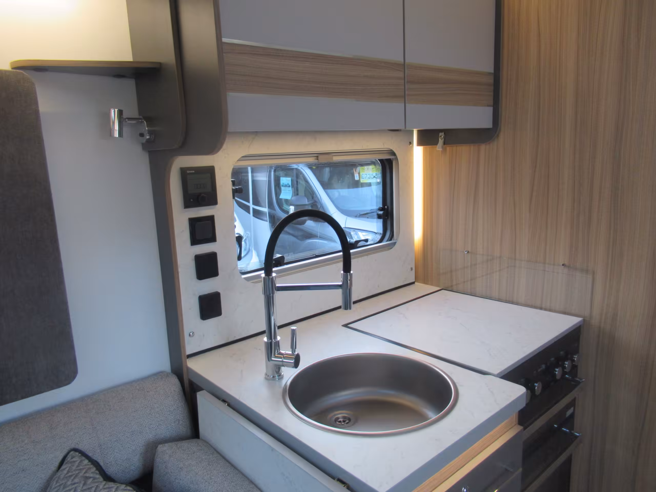 Bailey Adamo 60 2 49